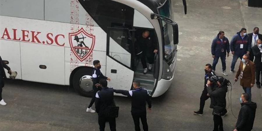 حافلة الزمالك تتحرك نحو ستاد جودسويل أكبابيو الدولي لمواجهة إنيمبا