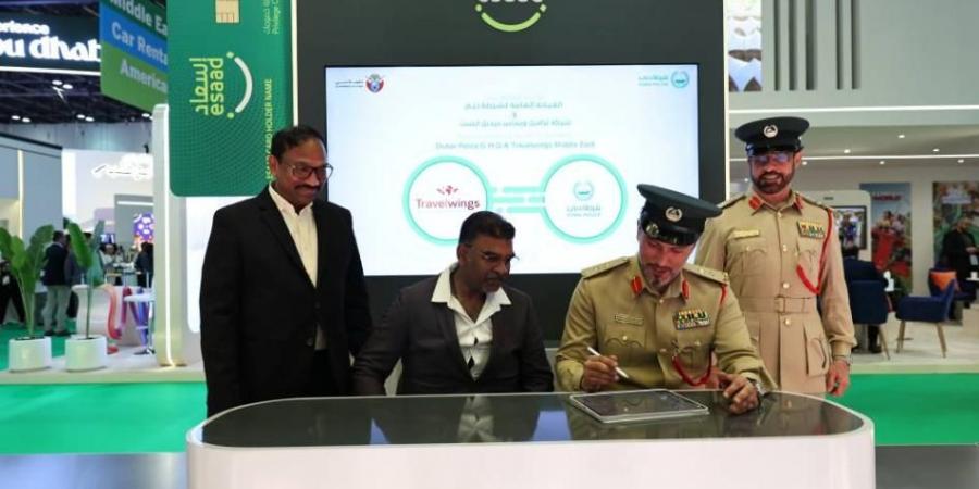 تفاهم بين شرطة دبي و«ترافيل وينجس» السياحية