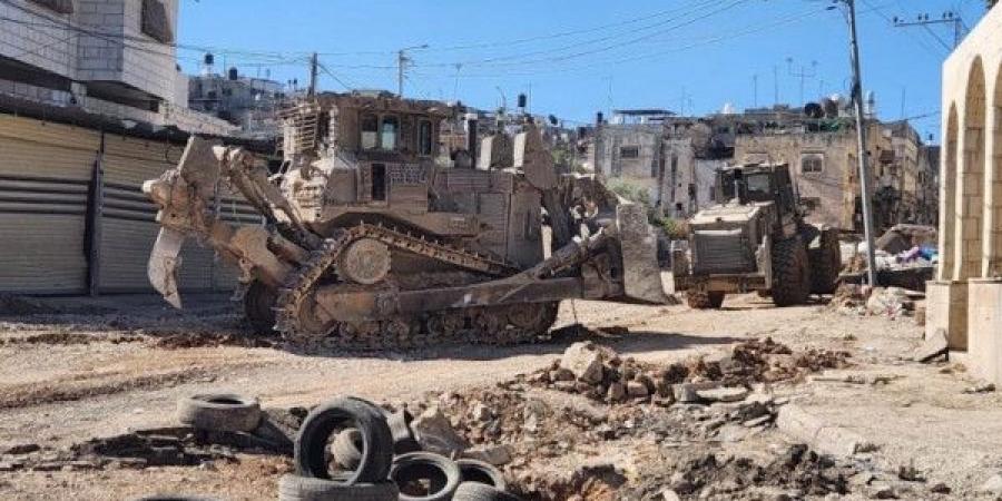 عدوان الاحتلال على مدينة طولكرم ومخيميها يدخل يومه الـ98