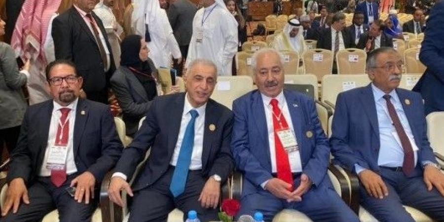 هاشم من الجزائر: المخططات الصهيونية تستهدف كل العرب وليس فقط فلسطين ولبنان
