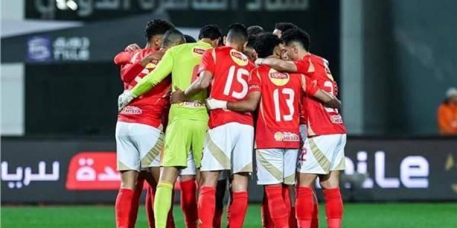 جدول ترتيب الدوري المصري بعد فوز الأهلي وهزيمة بيراميدز.. الصدارة تشتعل