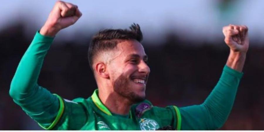 تفاصيل مفاوضات الزمالك مع الجزائري يسري بوزوق