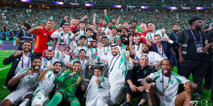 صحف عالمية: الأهلي حقق لقبًا تاريخيًا.. وجماهيره صنعت الحدث