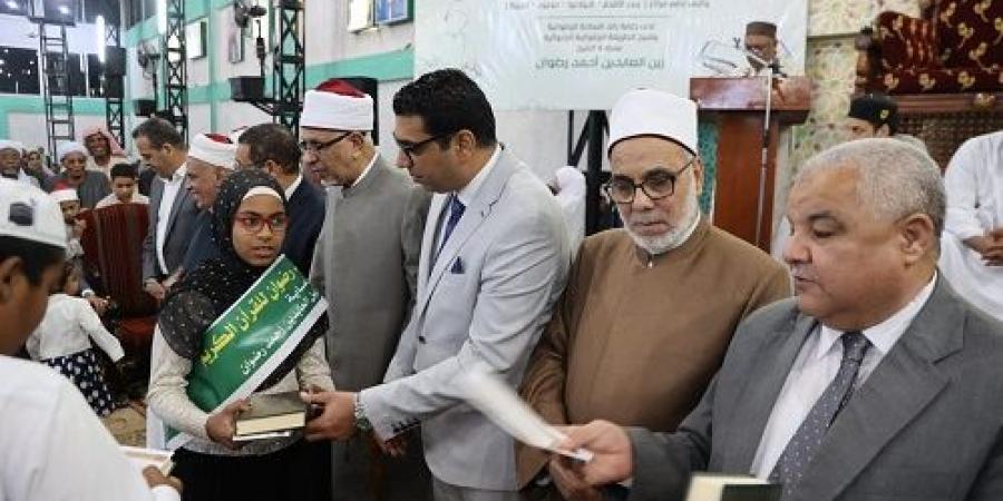 نائب محافظ الأقصر يشارك فى احتفالية تكريم مسابقة الشيخ أحمد رضوان