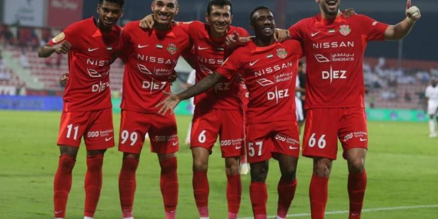 اللقب 20 يزين خزينة «كبير المحترفين» بسلسلة ذهبية