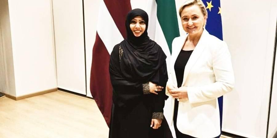 فنان عالمي يعزف «همسة ملاك» لإيمان الهاشمي