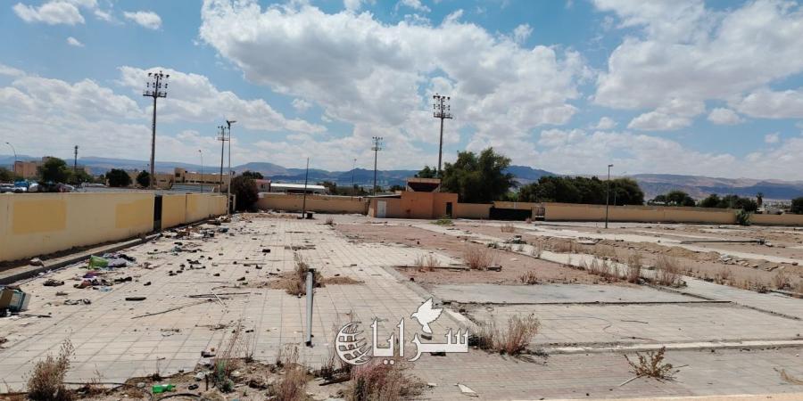 بالصور ..  إغلاق السوق الشعبي في العقبة يتسبب بكارثة ..  ومواطنون يطالبون بحل جذري لمعاناتهم