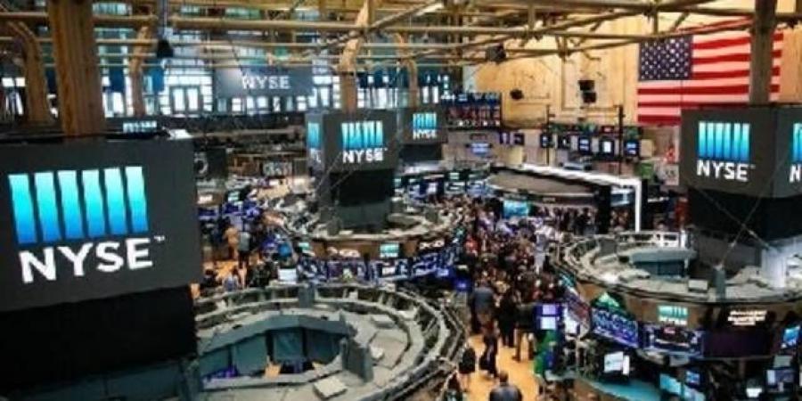 تراجع الأسهم الأمريكية في مستهل تعاملات الثلاثاء