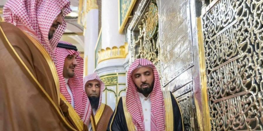 السديس: زيارة وزير الداخلية للمسجد النبوي تعكس عناية القيادة بالحرمين وراحة الزوار