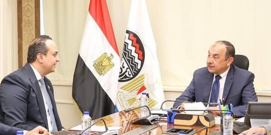 "قطاع الأعمال" و"الرعاية الصحية" يبحثان تعزيز التعاون