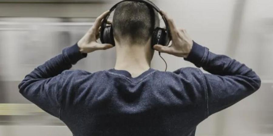 68 بالمائة من التونسيين يستمعون إلى الموسيقى بصوت مرتفع ويتجاوزون المستوى العادي للاستماع (دراسة)