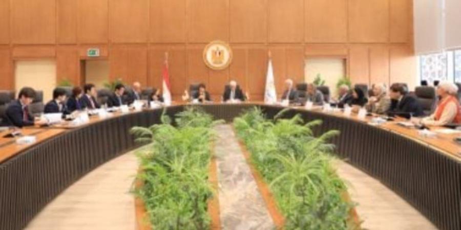 وزير التعليم العالي يبحث سبل التعاون مع وزيرة التعليم والثقافة اليابانية