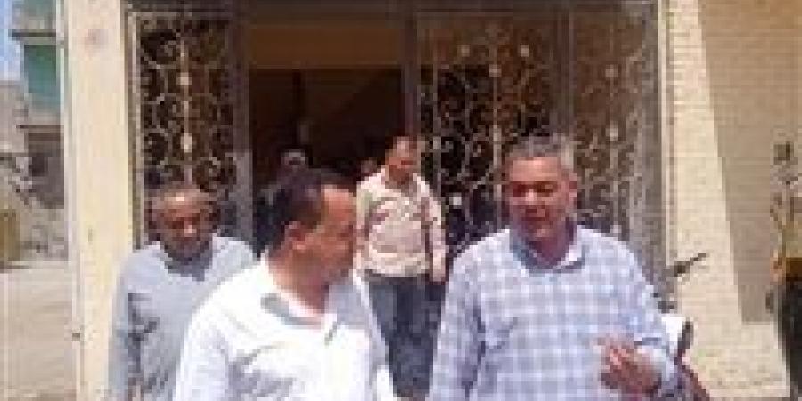دكتور جلال عبدالكريم  رئيس مركز ومدينة كفرصقر  بالشرقيه ( نموذج مشرف لرجل الإداره المحليه )