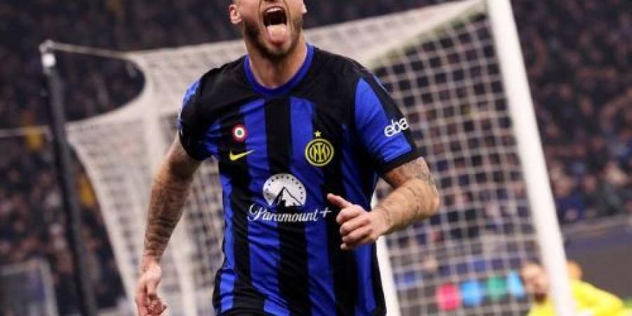 ارناوتوفيتش يقود هجوم إنتر ميلان امام برشلونة .. التشكيل المتوقع 