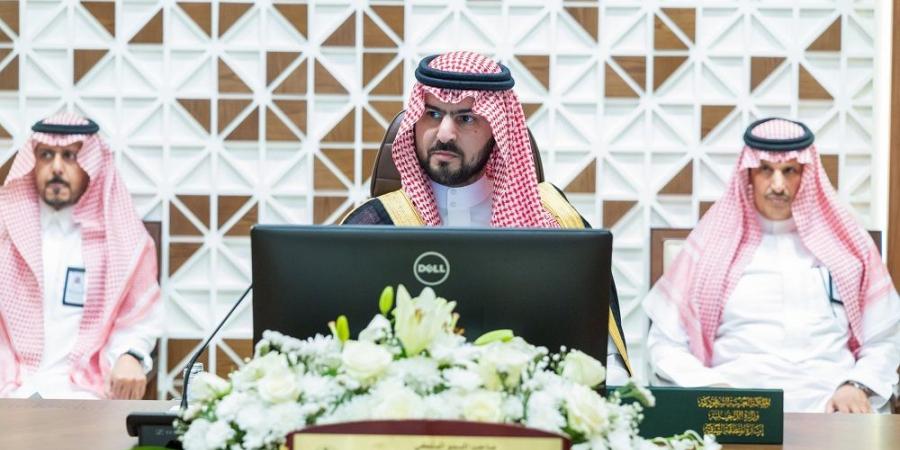 نائب أمير المنطقة الشرقية يترأس اجتماع محافظي المحافظات