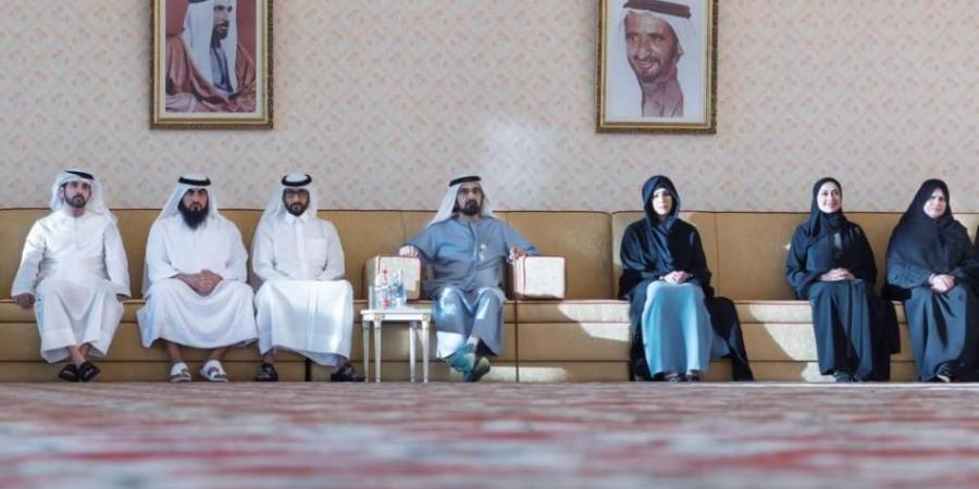 محمد بن راشد: مجالسنا وجمعاتنا جلسات عمل.. وتعارف.. وتعلم.. وتقدير