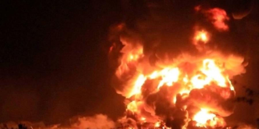 ترمب يؤكد: الحوثيون استسلموا ولايريدون القتال وسنتوقف عن قصفهم