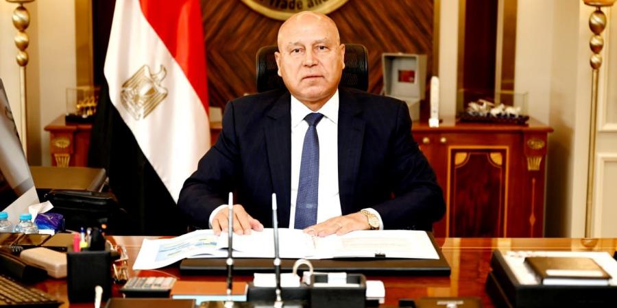 الوزير: مد فترة التقدم على 332 وحدة صناعية للمشروعات الصغيرة والمتوسطة لمدة أسبوع