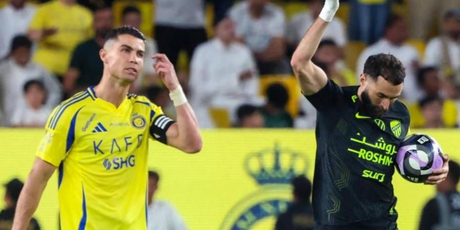 رونالدو غاضب بوضعية «النوم»..«ريمونتادا» مجنونة تقود الاتحاد لهزيمة النصر بالثلاثة