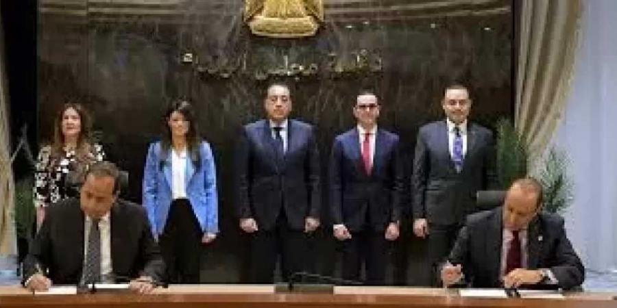 للحصول على تأهيل هيئة الغذاء والدواء الأمريكية..  تحالف استراتيجي بين مدينة الدواء المصرية والأمريكية لتعزيز صناعة الأدوية في مصر