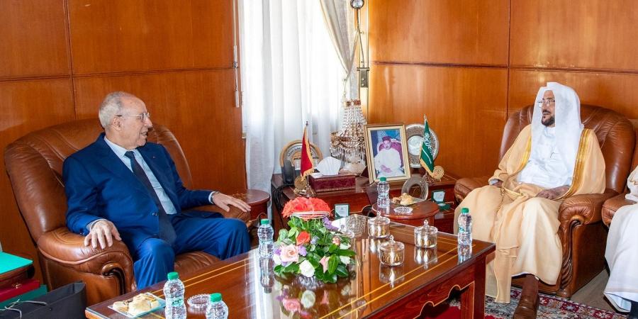 وزير الشؤون الإسلامية يلتقي نظيره المغربي السيد أحمد التوفيق في الرباط