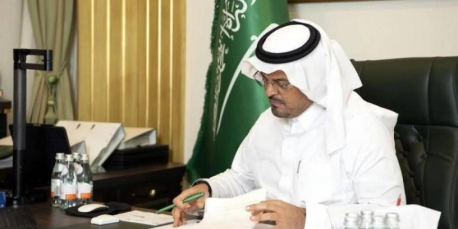 نائب أمير مكة يستعرض خطط الجهات واستعداداتها لموسم حج 1446هـ