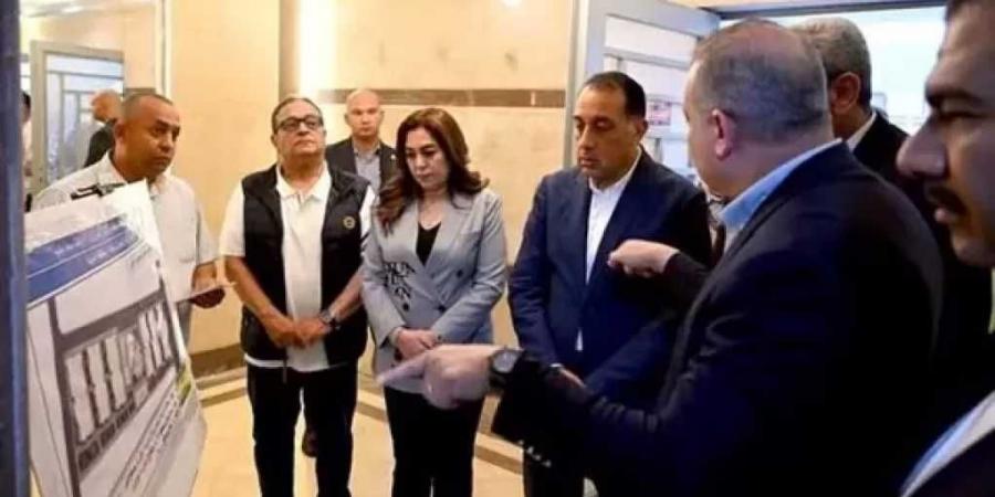 رئيس الوزراء يتفقد مشروع إسكان لمحدودى الدخل بالعجيزي نفذه صندوق التنمية الحضرية
