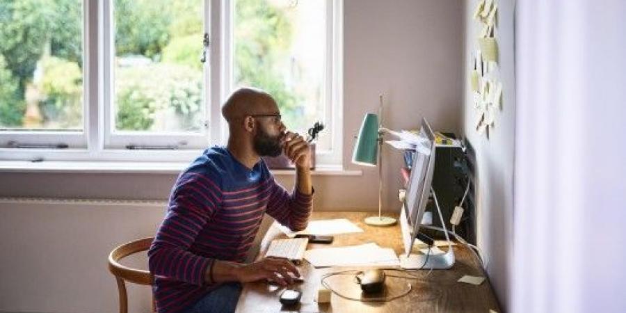 4 خطوات تحمي بها نفسك من الهجمات الإلكترونية أثناء العمل من المنزل