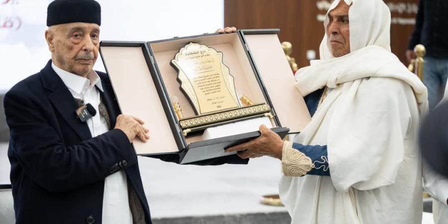 وفد من شيوخ وقبائل غرب ليبيا يعرض مطالبه أمام المستشار صالح في القبة