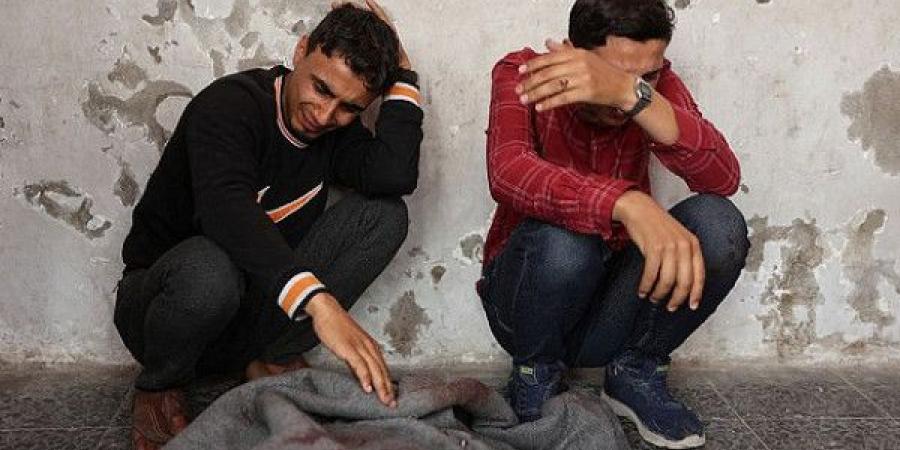 استشهاد عائلة كاملة في غارة إسرائيلية على مدينة غزة