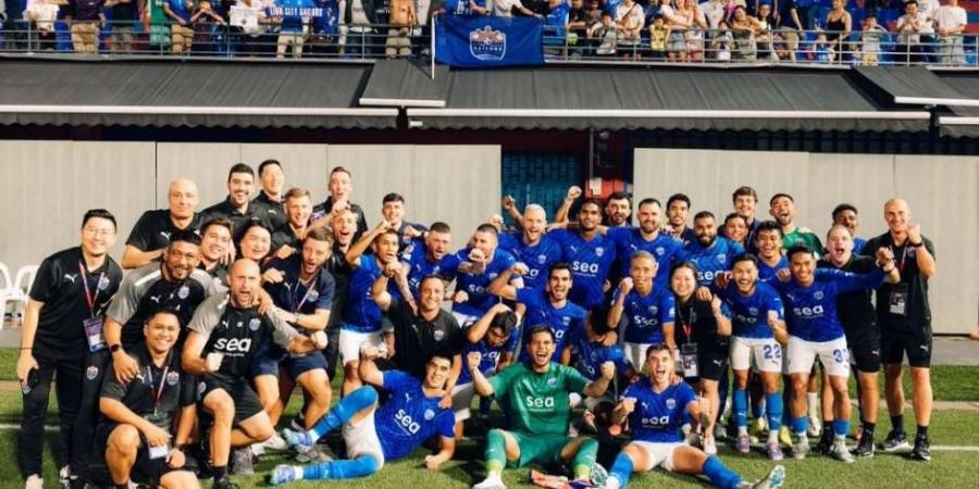 بسبب الشارقة.. ليون يوقف احتفالاته بلقب الدوري السنغافوري