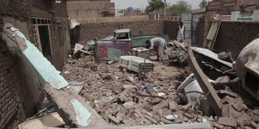 مقتل 20 سجينا في السودان إثر غارة جوية