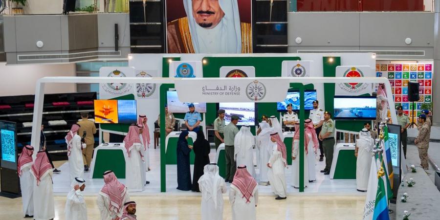 وزارة الدفاع تدشن أول برنامج وطني رائد للاستقطاب الجامعي المبكر