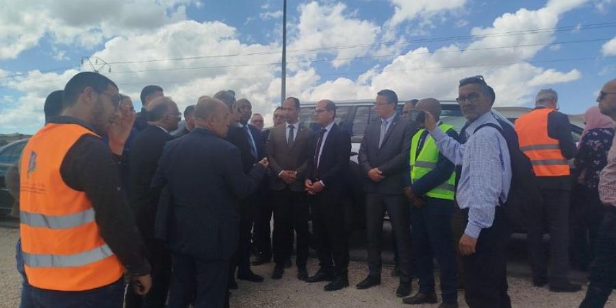 وزير التجهيز : الشروع في انجاز الطريق السيارة الكاف- تونس حال الانتهاء من الشرط العقاري