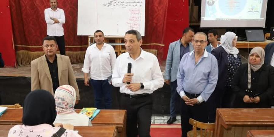 محافظ السويس: التعليم حق لكل طالب وعلينا أن نوفره بأفضل صورة