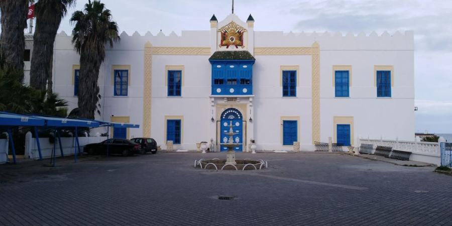 بيت الحكمة يصدر كتابا جديدا يوثّق مسيرة الأستاذ عبد المجيد الشرفي