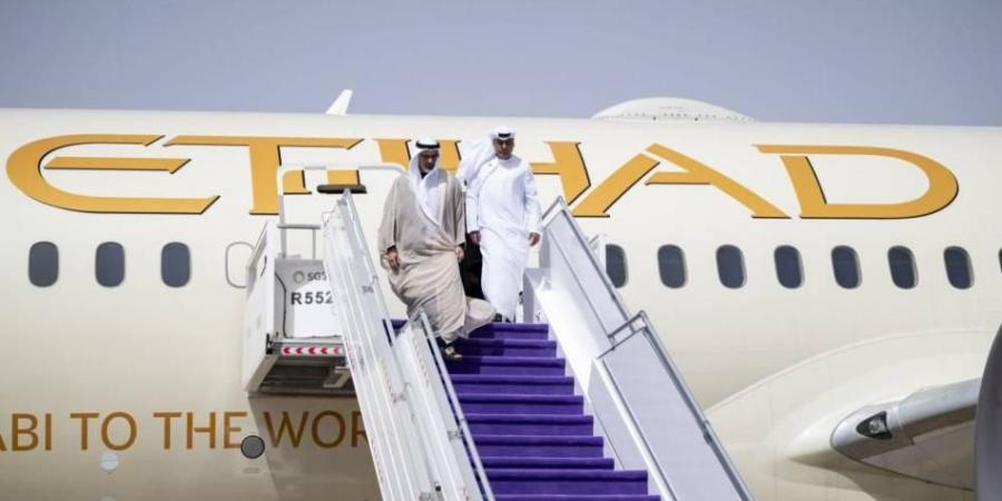 خالد بن محمد بن زايد يصل إلى الرياض للمشاركة في القمة الخليجية الأمريكية