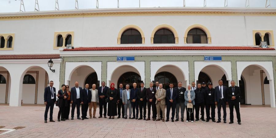 وفد برلماني يزور مطار طبرقة والمعابر الحدودية لمعاينة الإشكاليات ودفع التنمية بالمناطق الحدودية