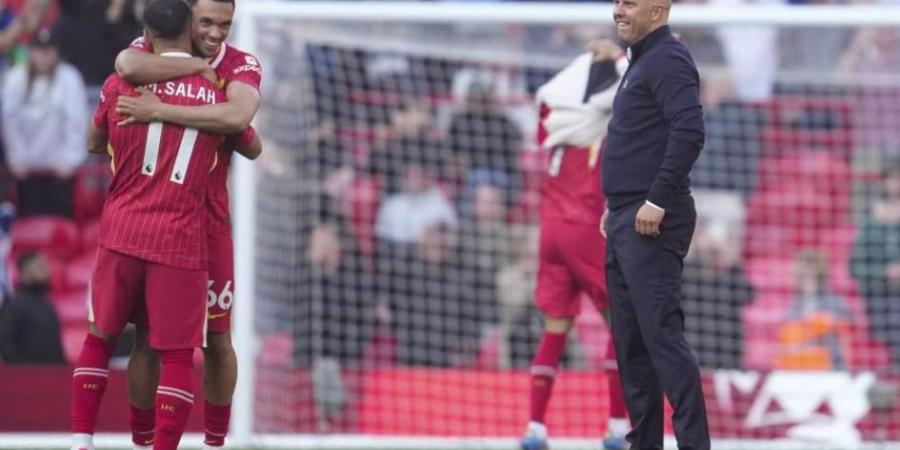 محمد صلاح لن ينظر في عيون أرنولد عند رحيله.. ومدرب ليفربول يهدد كييزا