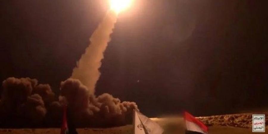 صاروخ من اليمن نحو تل ابيب .. وإغلاق المجال الجوي في مطار “بن غوريون”
