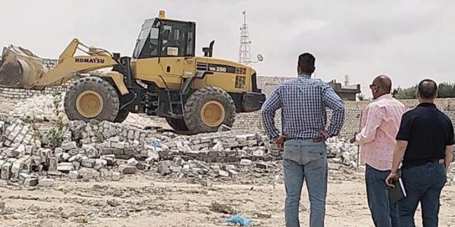 مدينة الحمام تواصل استرداد اراضى الدولة ضمن المرحلة الاولى للموجة
