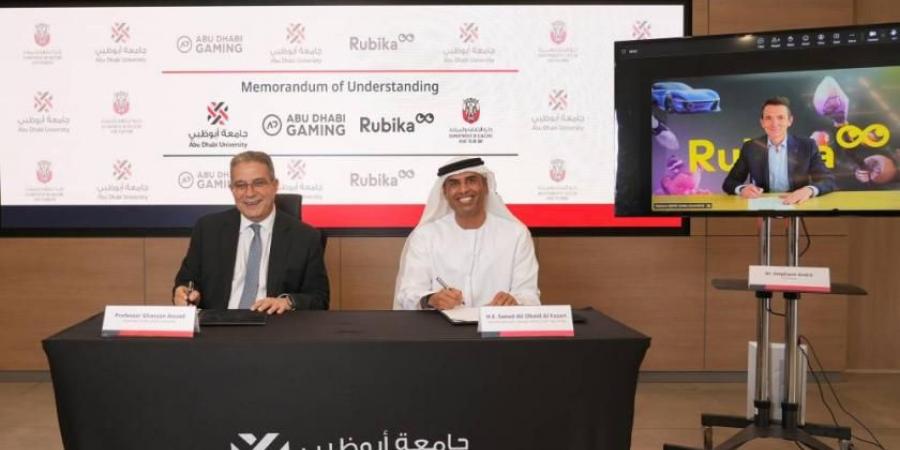 أبوظبي تطلق أول برنامج بكالوريوس مزدوج في الفنون