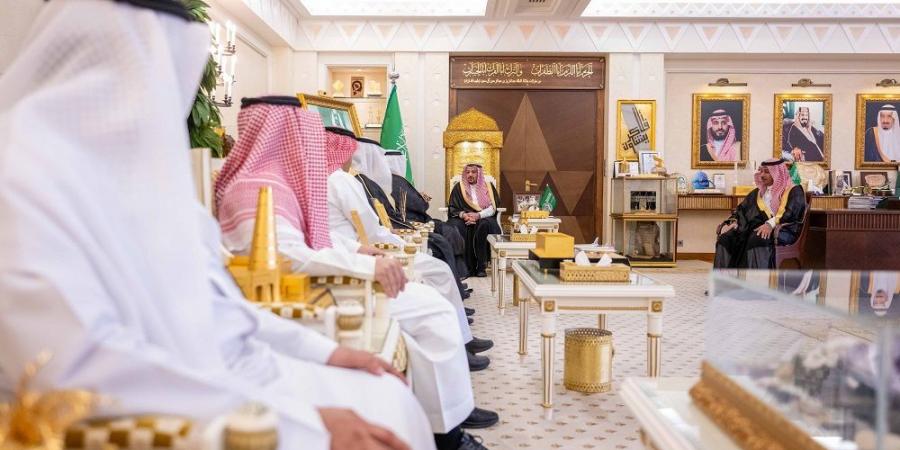 أمير القصيم يستقبل أمين عام مركز الملك عبدالعزيز للتواصل الحضاري
