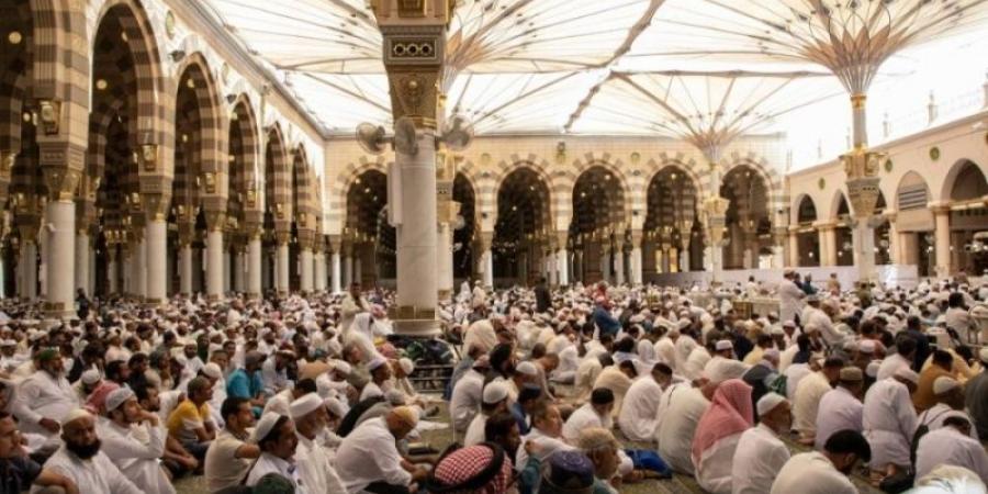 10 مصلَّيات ومواقف لذوي الإعاقة بالمسجد النبويِّ