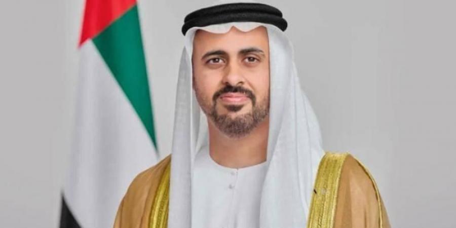 ذياب بن محمد ينقل تعازي رئيس الدولة إلى سلطان عمان في وفاة والدة السيدة الجليلة