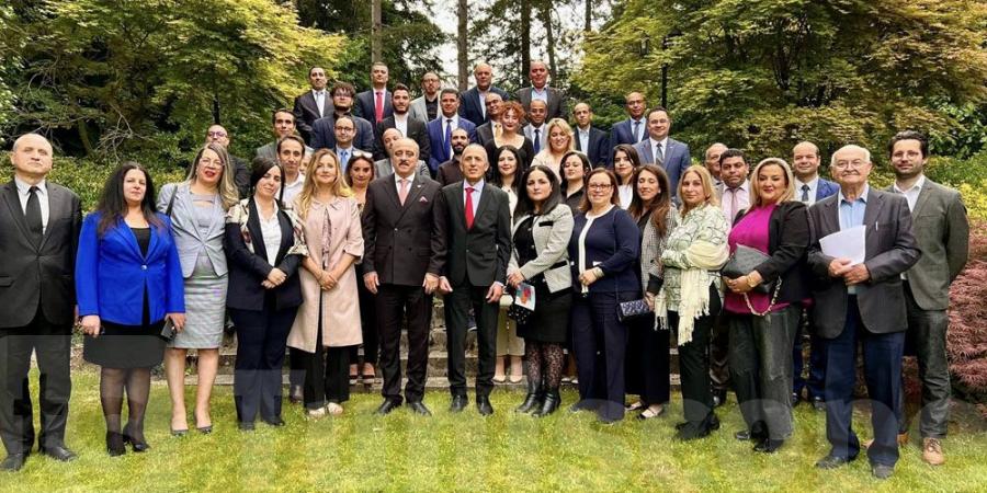 وزير الخارجية يلتقي بعدد من أبناء الجالية التونسية المقيمة ببلجيكيا ولكسمبورغ
