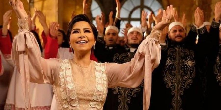 شيرين عبد الوهاب الى إلنيابة بتُهمة السبّ والتهديد