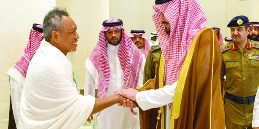 أمير المدينة يتفقد ميقات ذي الحليفة