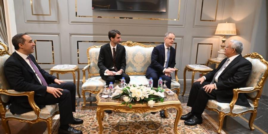 رئيس مجلس النواب يلتقي سفير بريطانيا في مصر