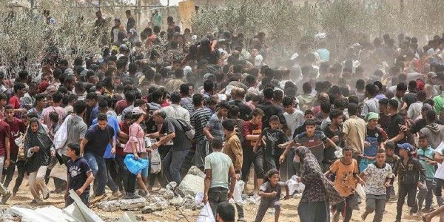 عشرات الشهداء والجرحى بنيران الاحتلال قرب مركز للمساعدات بمدينة برفح